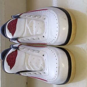 JORDAN 2 (MIKES).
